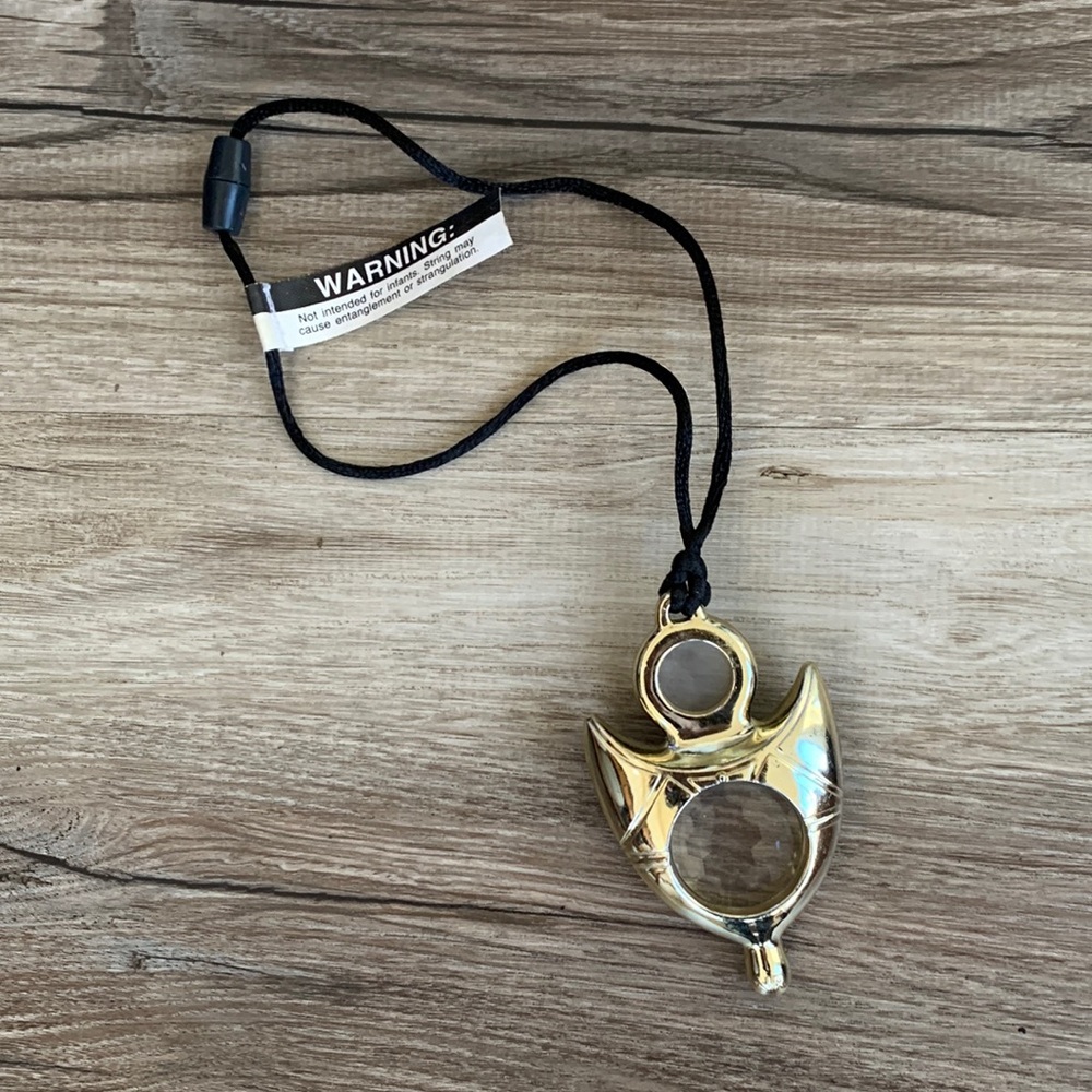 Vintage 1995 Saban Power Ranger Crystal Necklace Powerranger Bandai Toy Jewelry